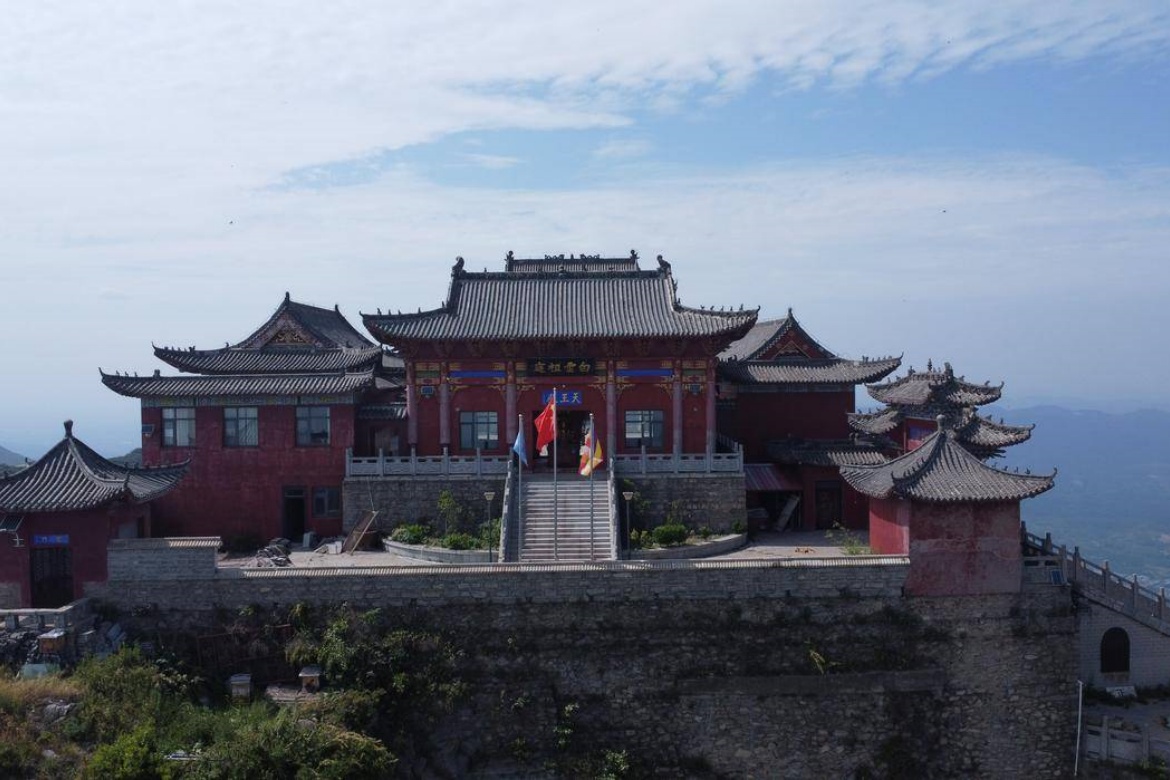 Tongbai Mountains